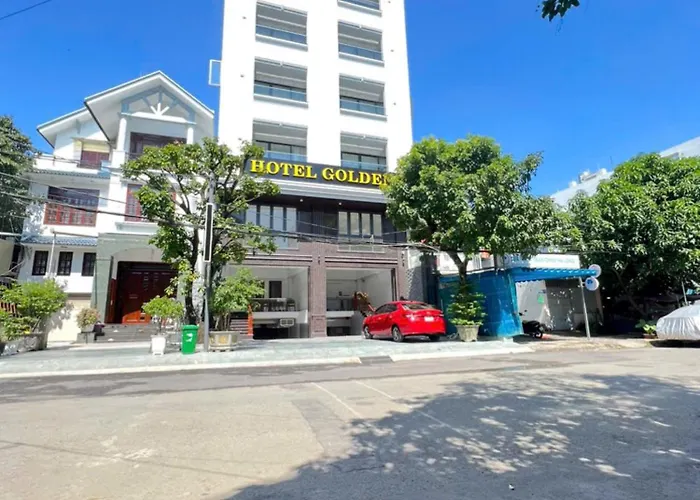Golden Hotel